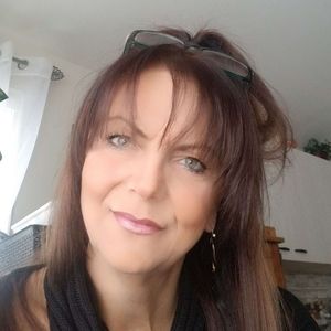 Meet your Posher, Carole